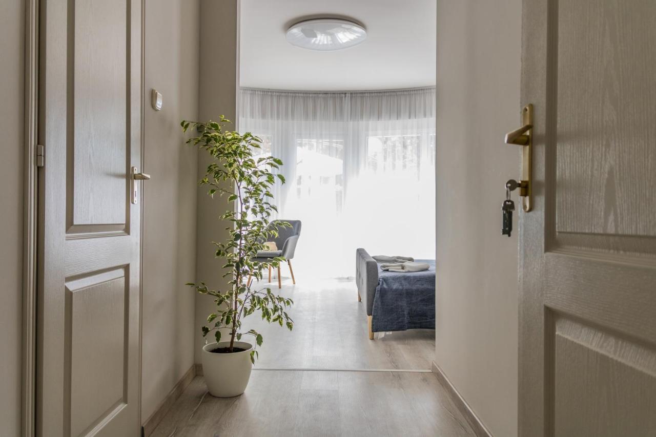 Villa 21 Boutique Rooms Balatonalmádi Exteriör bild