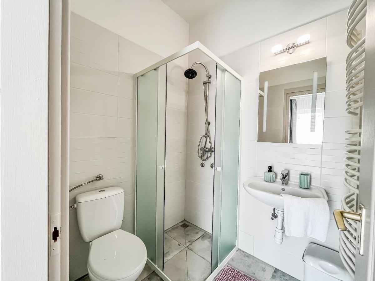 Villa 21 Boutique Rooms Balatonalmádi Exteriör bild